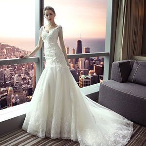 Fashion Lace V Neck Fishtail Wedding Dress